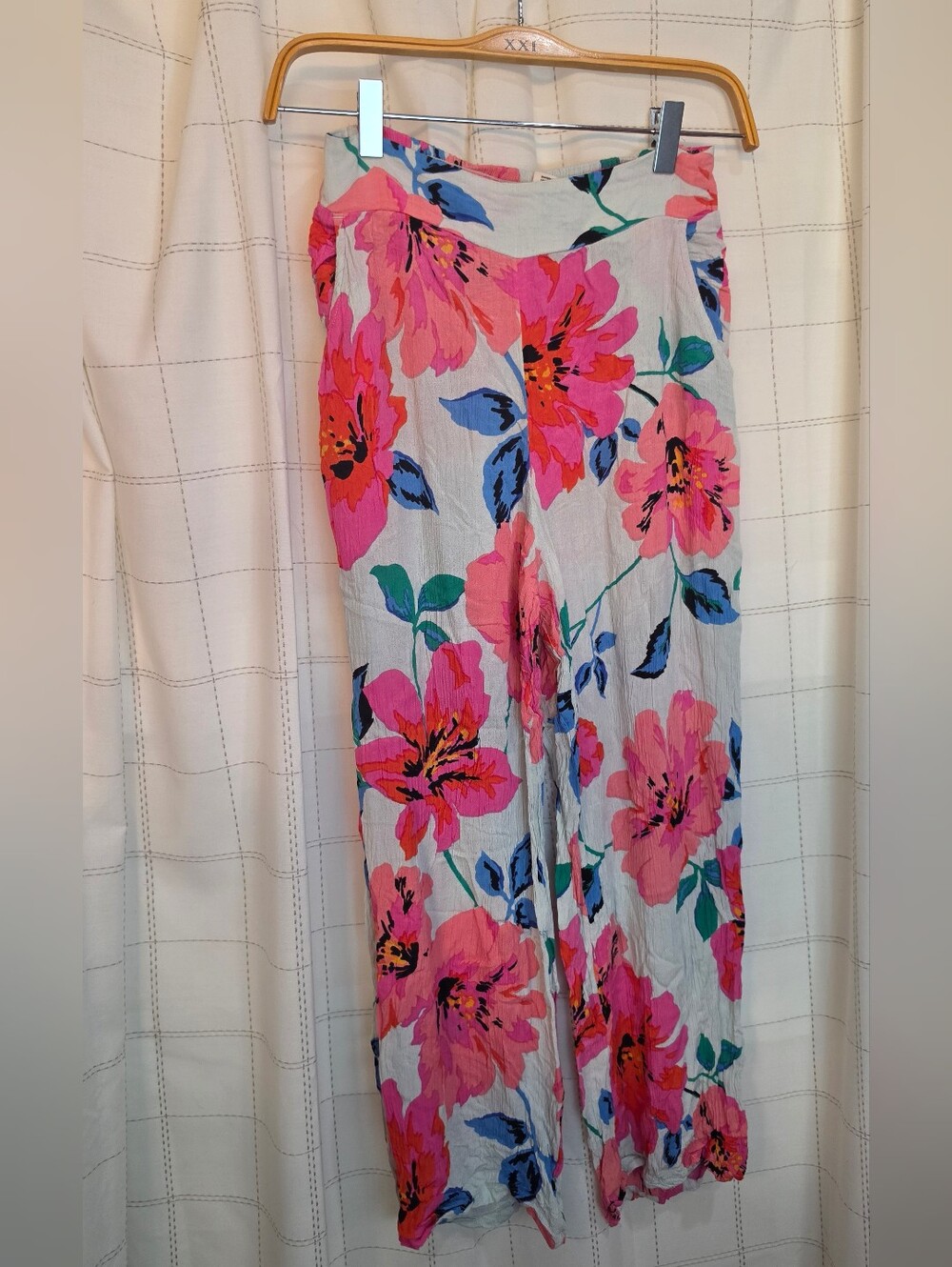 Billabong Gauzy Pants - Picture 2 of 7